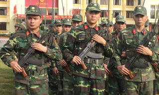 LLVT tỉnh TT Huế ra quân huấn luyện năm 2018  