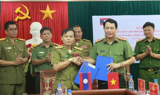 Công an Thừa Thiên Huế và tỉnh Sê Kong (Lào) ký kết hợp tác 