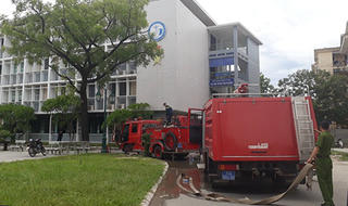  Cháy trường Đại học Y dược Huế