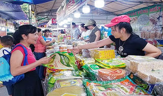 Huế: Phát động chương trình tháng bán hàng khuyến mại