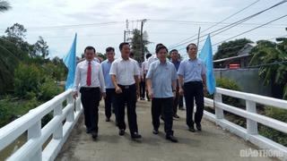 Công ty Phương Trang ủng hộ xây cầu giao thông nông thôn ở Sóc Trăng
