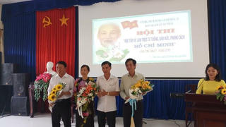 Bạc Liêu kỷ niệm 129 năm ngày sinh Chủ tịch Hồ Chí Minh