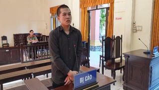 Tàng trữ súng để giải quyết 'ân oán', lĩnh 4 năm tù 