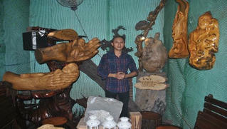 “Phù thủy” gỗ lũa Tây Nguyên