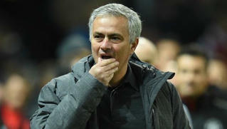 “Đoạn đầu đài” chờ Mourinho? 