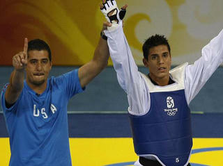 Hai “ông vua” trong làng Taekwondo của Mỹ mất sự nghiệp vì bị tố cáo xâm hại tình dục các nữ vận động viên