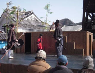 Khám phá bí ẩn bên trong những ngôi nhà của các ninja 