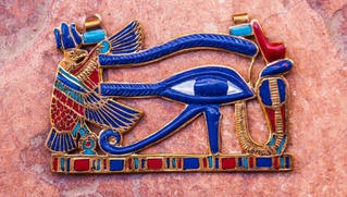 Kỳ bí bùa thiêng Ai Cập Amulet