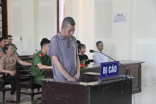 Nỗi ám ảnh của đám trẻ chứng kiến bà bị hàng xóm sát hại