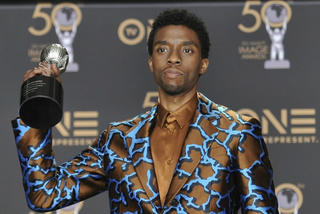 Tài tử Boseman vĩnh viễn ra đi với tinh thần của “Chiến binh Báo Đen”