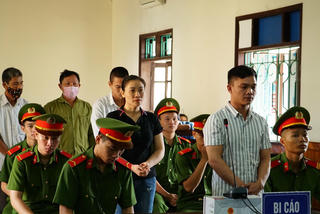 Hai mẹ con vào tù vì giúp thai phụ bị bạo hành sang Trung Quốc lấy chồng