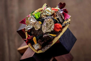 Tin được không: Ăn bánh Tacos của Mexico bằng "nuốt" một chiếc ô tô!