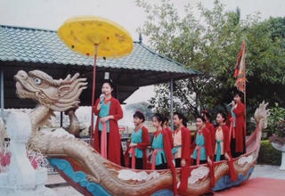 Gìn giữ nét riêng của điệu chèo đất Tổng Gối