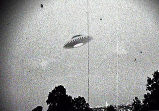 Tranh cãi chưa có hồi kết về UFO – (Kỳ 2) : Hé lộ những bằng chứng sống được ghi chép lại