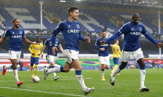 Everton đang trên con đường trở thành đội bóng huyền thoại như Leicester?