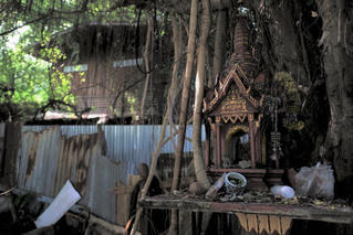 Sự thực về ngôi nhà “ma ám” đáng sợ ở ngoại ô Bangkok