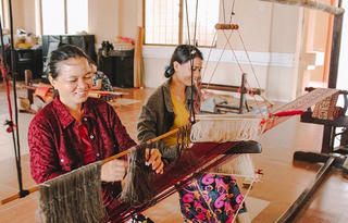 Thổ cẩm Mỹ Nghiệp - nơi lưu giữ nét văn hóa Chăm