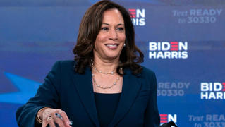 Chuyện chưa biết về “người phụ nữ của những lần đầu tiên” Kamala Harris
