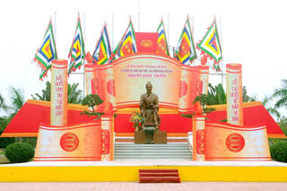 Trạng Trình Nguyễn Bỉnh Khiêm -Bài 2: Những lời sấm đi trước thời cuộc 