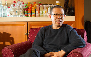 Cuộc đời “sóng gió” của Zhong Shanshan - tỷ phú giàu nhất châu Á