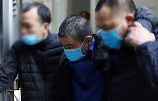 Ghen tuông mù quáng, chồng tàn tật sát hại vợ tảo tần sau 15 năm chung sống