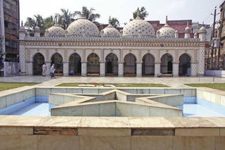 Mập mờ luật lệ