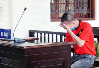 Rượu khiến gã đàn ông mất gia đình, hóa thành kẻ sát nhân