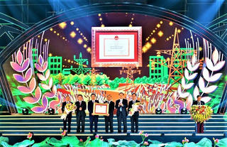 “Bức tranh” nông thôn mới trên quê hương Bác
