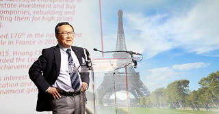 Chuyện về đại gia gốc Việt tại Pháp từng muốn mua lại Tháp Eiffel