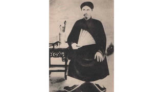 Chuyện “Ông già Ba Tri” đi bộ 3 tháng ròng vượt ngàn cây số nộp đơn kiện lên vua