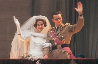 Dù không có con nối dõi nhưng Vua Bỉ và Hoàng hậu “Lọ Lem” vẫn viết lên chuyện tình cổ tích