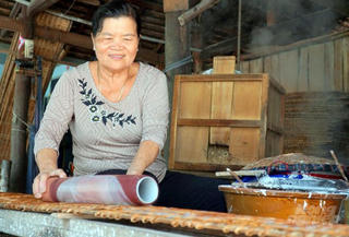 Hương vị quê nhà trong từng lớp bánh tráng phơi sương Trảng Bàng