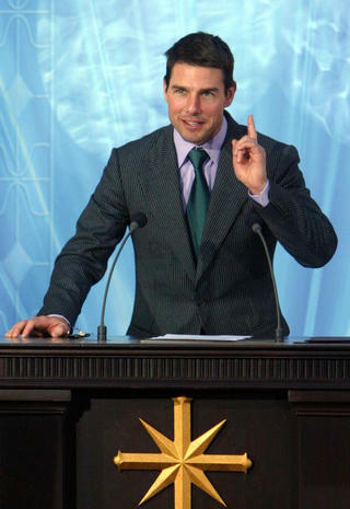 Những niềm tin kỳ lạ của tài tử Tom Cruise với “Khoa luận giáo”