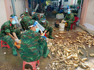 Tâm tình người lính trong tâm dịch