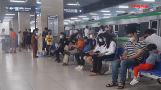 Hơn 620.000 khách đi tàu Cát Linh-Hà Đông trong tháng đầu tiên