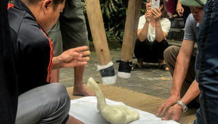 Thiêng liêng tục giã bánh dày dâng nữ tướng ở Phú Thọ