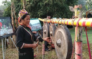 Làm gì để kiềm chế nguy cơ mai một ngôn ngữ dân tộc thiểu số