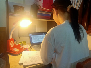 Kiểm soát hay đồng hành cùng con trẻ trên môi trường mạng? 