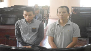 Trộm chó, chú cháu dẫn nhau vào tù 