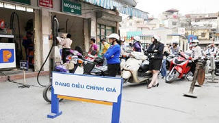 Tăng chi phí kinh doanh định mức với xăng lên 1.050 đồng/lít