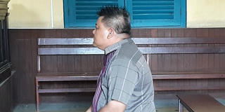 Hài hước vụ án tố cáo mẹ nhưng truy tố con