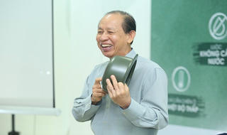 Nồi sứ dưỡng sinh và khao khát đặc biệt của ông chủ Minh Long