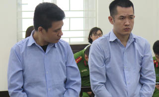 Hai anh em lĩnh án vì đánh chủ nhà, cướp xe SH