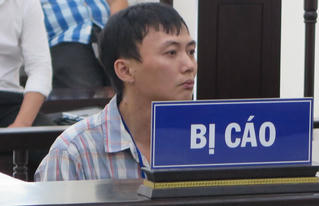 Bị tâm thần vẫn biết cách lên mạng đoạt tiền người nước ngoài