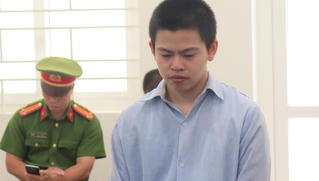 Mẹ vô tình biến con thành kẻ giết người vì... quá nghiêm khắc