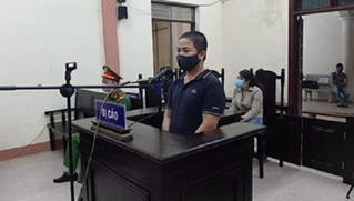 Dùng Facebook của người yêu cũ để tung tin xuyên tạc về dịch COVID-19