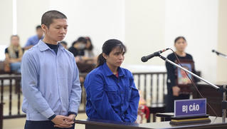 Vụ bé 3 tuổi bị bạo hành tử vong: Mẹ nạn nhân bị đề nghị án tù chung thân