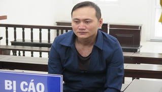 Sự hối hận muộn màng của tài xế mang xe bà chủ đi “cắm” lấy tiền đánh bạc