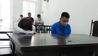 Bộ đôi nhận án vì chiếm đoạt taxi để lấy tiền chơi bạc