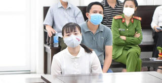 Hai cán bộ công an lĩnh án vì chiếm đoạt tiền của gia đình 3 cựu cảnh sát